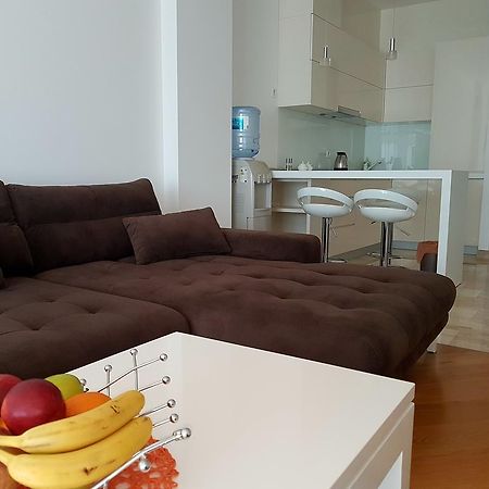 Apartment Tc Lux Vlsb Budva Ngoại thất bức ảnh