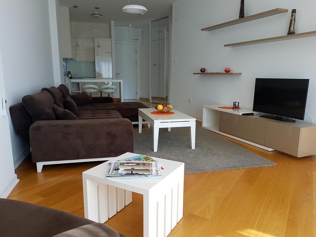 Apartment Tc Lux Vlsb Budva Ngoại thất bức ảnh