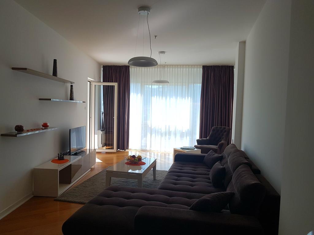Apartment Tc Lux Vlsb Budva Ngoại thất bức ảnh